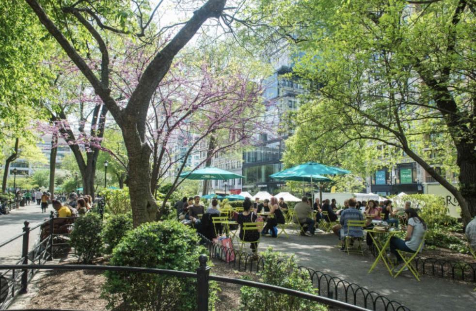 Oasis In The Heart Of Union Square Downtown Manhattan * Nova York